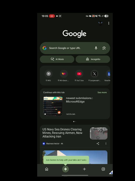 谷歌 Chrome 安卓版重构底部栏:新增 Gemini 专属按钮并支持多标签页 AI 分析据Android Headlines报道，谷歌日前在最新版 Chrome for Android（Chrome150）中开始测试并逐步推送全新的底部导航栏布局，首次引入专属的 Gemini AI 快捷按钮