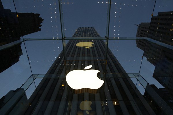 苹果WWDC2026前瞻:库克卸任前谢幕秀，Siri将引入Google Gemini全面重构苹果公司即将在WWDC2026上迎来重大AI战略转向，全面升级AI Siri并推出可与ChatGPT竞争的独立AI助手应用