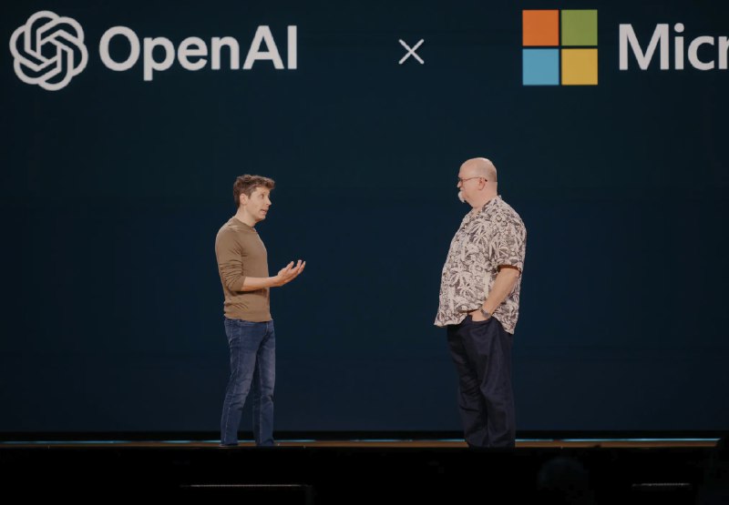 微软早年投资OpenAI内情曝光 怕其转投亚马逊据The Verge报道，马斯克诉奥尔特曼案披露的法庭文件显示，微软高层早年投资OpenAI时，既担心投入过大，又害怕OpenAI转投竞争对手亚马逊，并“说微软坏话”